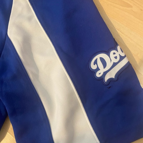 LA Dodgers Jersey - Picture 7 of 11